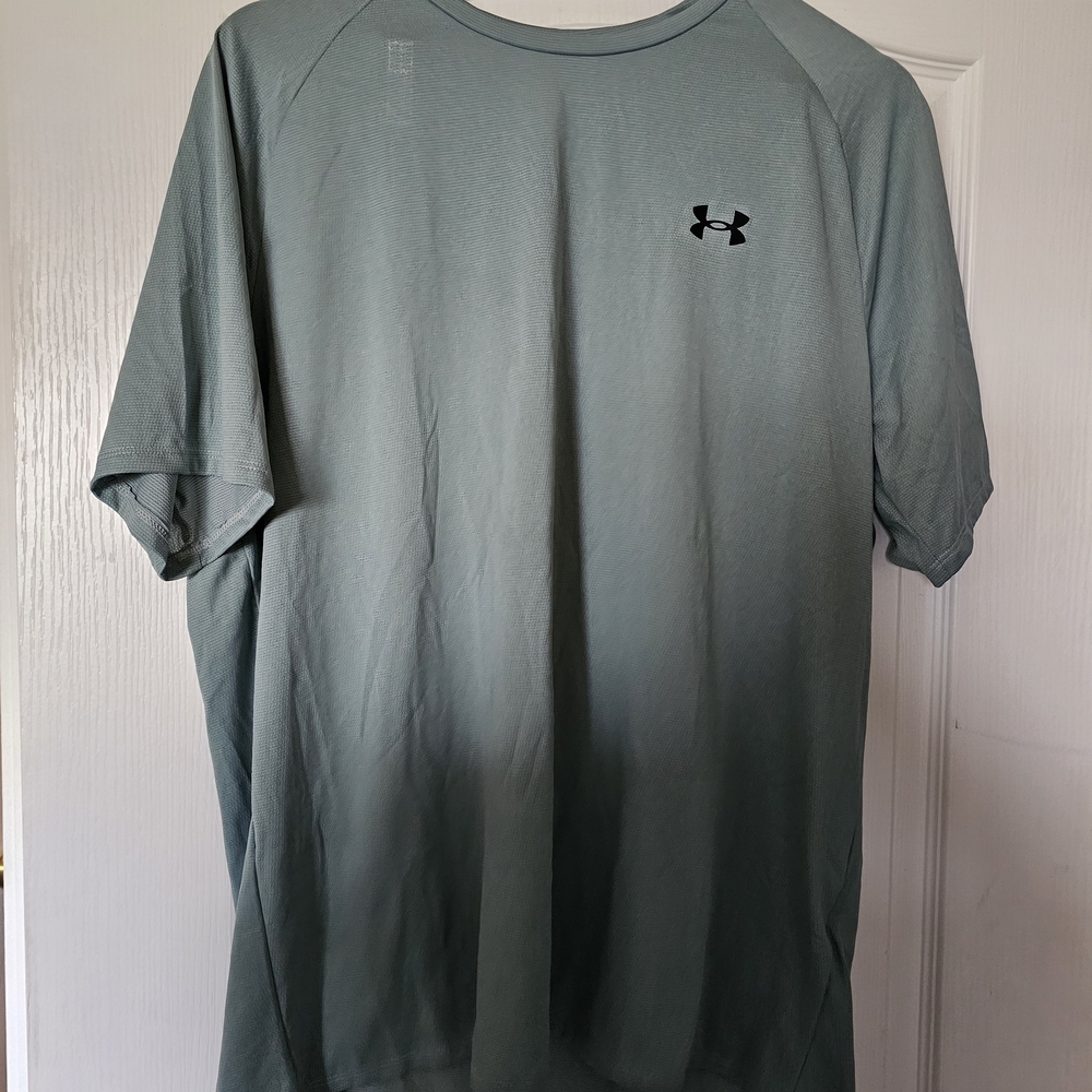 Under Armour Men's Light Blue Athletic Tee